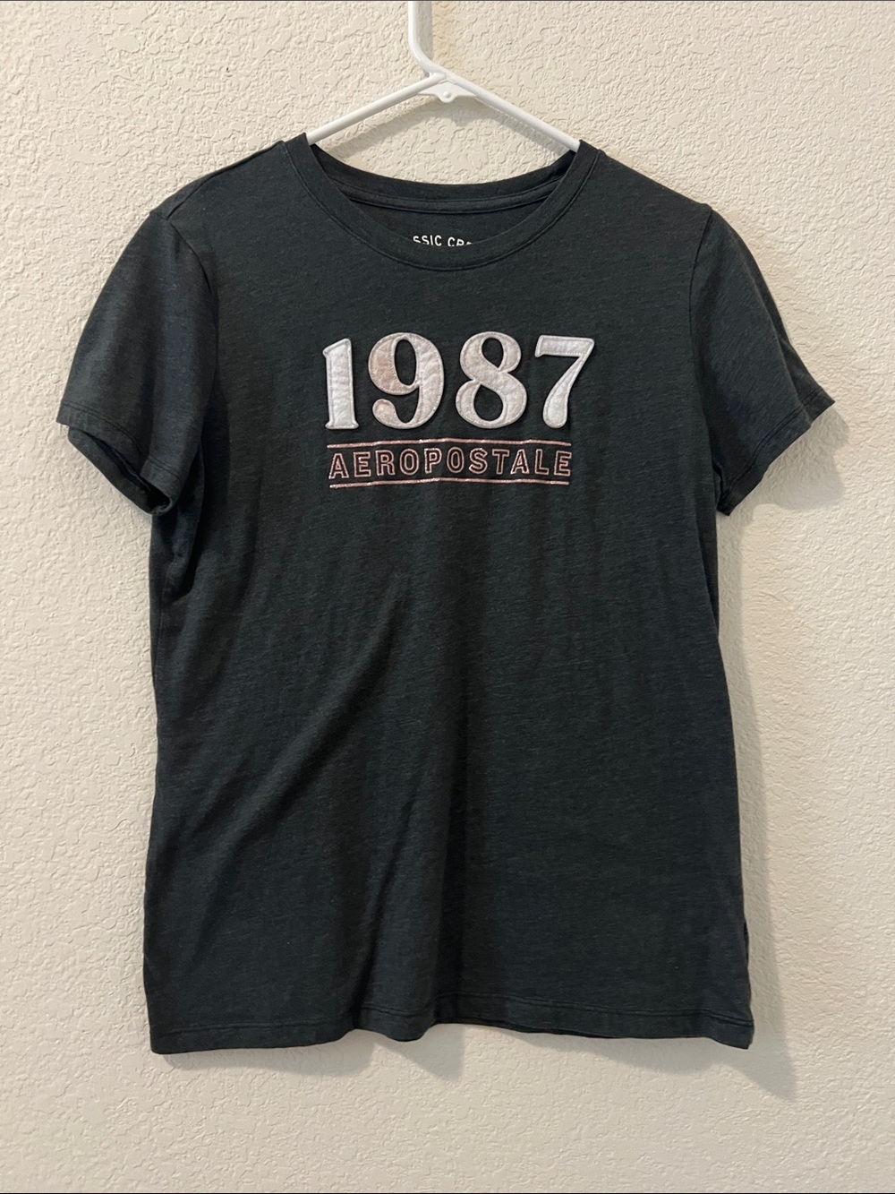 Aeropostale Black 1987 Graphic Short Sleeve Tee